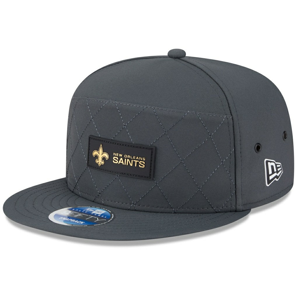 New Orleans Saints New Era 2025 Sideline Cold Weather Split Panel 9FIFTY Snapback Hat