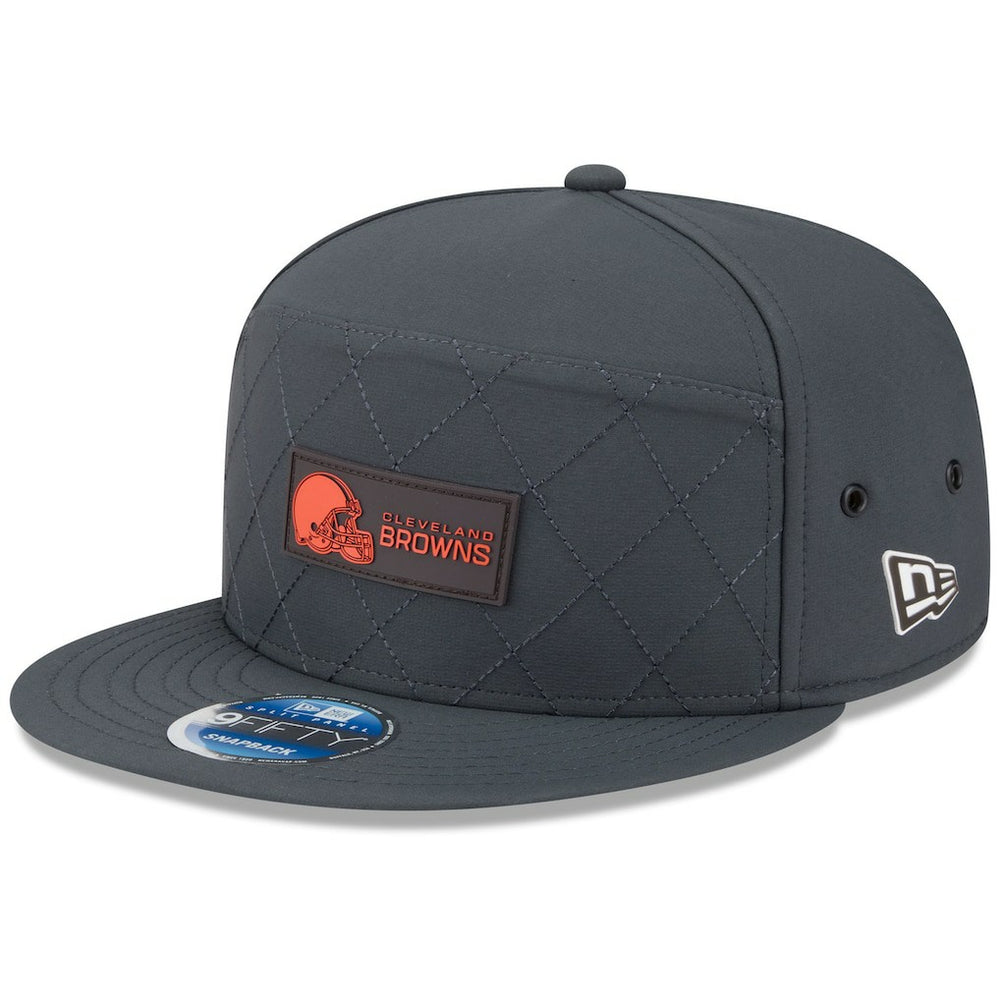 Cleveland Browns New Era 2025 Sideline Cold Weather Split Panel 9FIFTY Snapback Hat