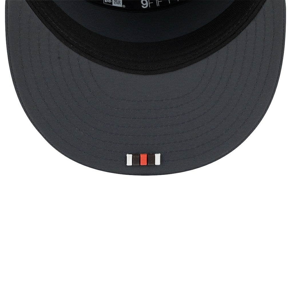 Cleveland Browns New Era 2025 Sideline Cold Weather Split Panel 9FIFTY Snapback Hat