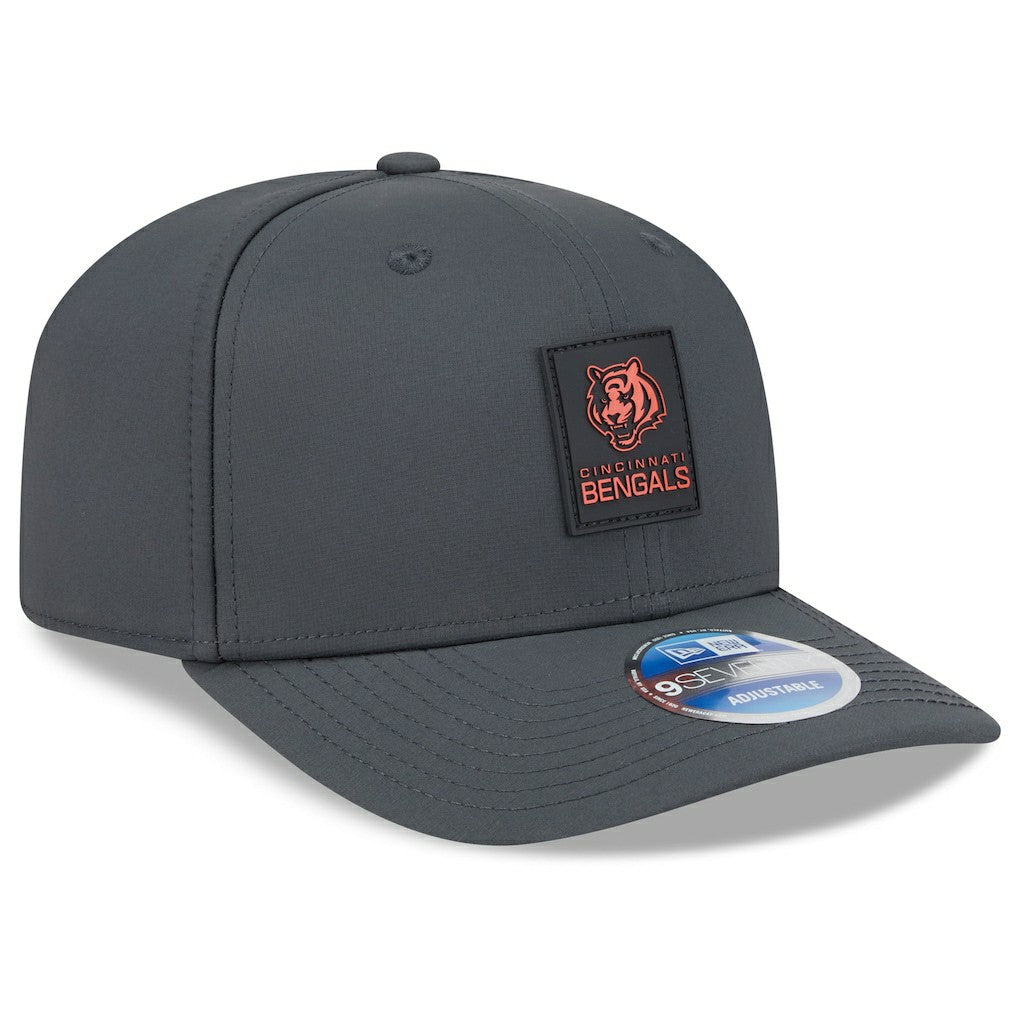 Cincinnati Bengals New Era 2025 Sideline Cold Weather 9SEVENTY Adjustable Hat