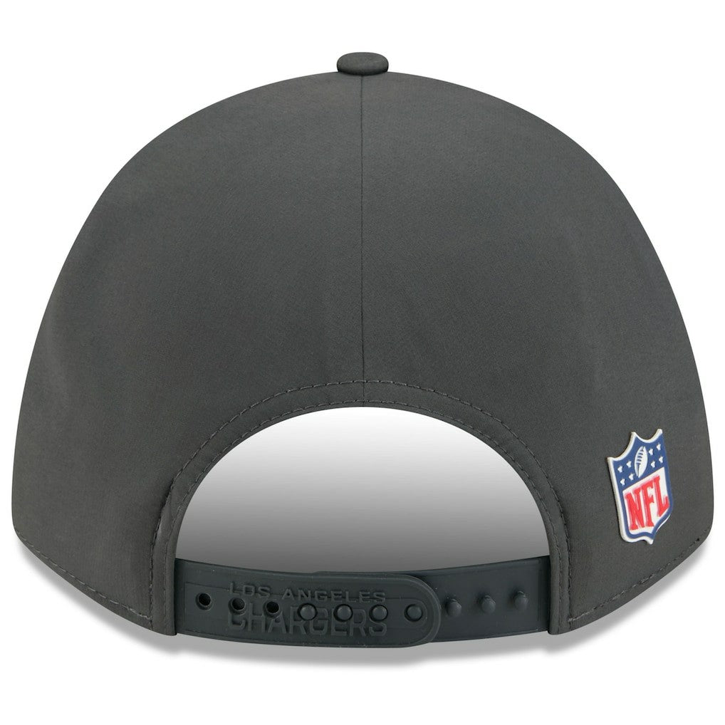 Miami Dolphins New Era 2025 Sideline Cold Weather 9FORTY M-Crown Adjustable Hat