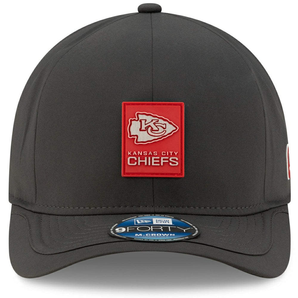 Kansas City Chiefs New Era 2025 Sideline Cold Weather 9FORTY M-Crown Adjustable Hat
