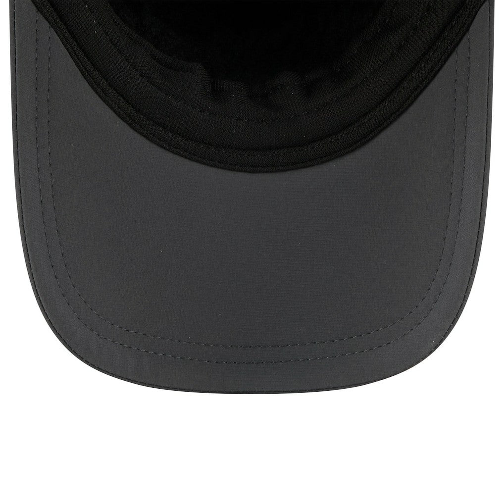 Chicago Bears New Era 2025 Sideline Cold Weather Runner Dog Ear Adjustable Hat