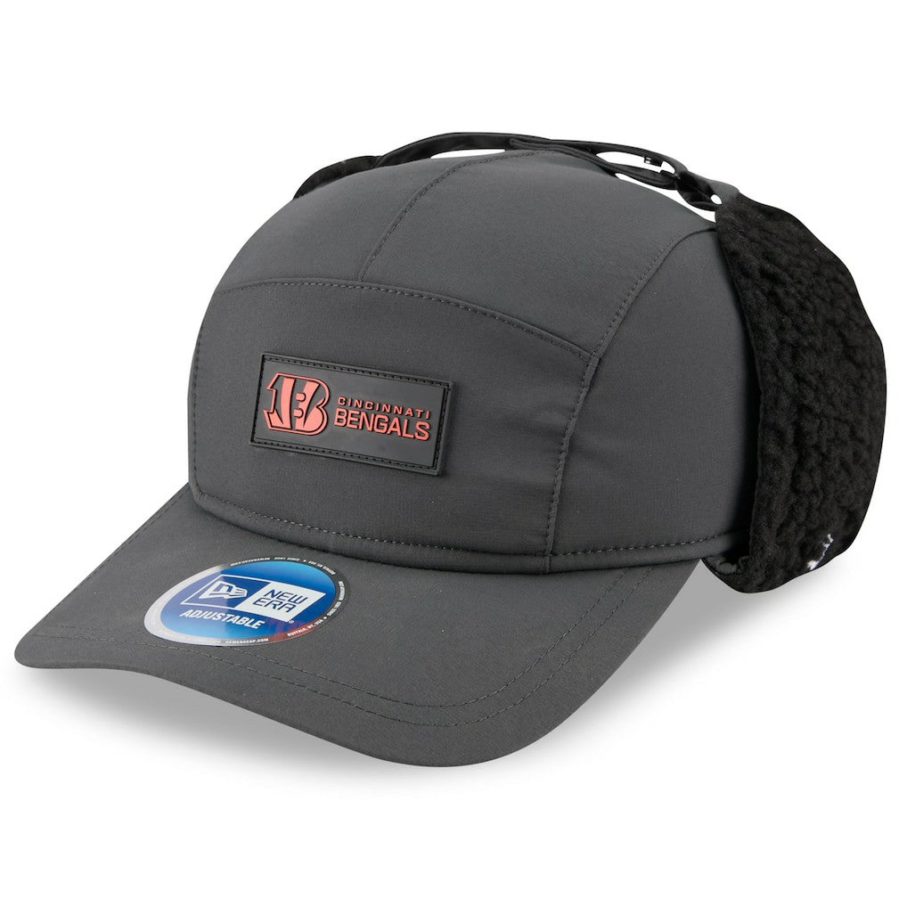 Cincinnati Bengals New Era 2025 Sideline Cold Weather Runner Dog Ear Adjustable Hat