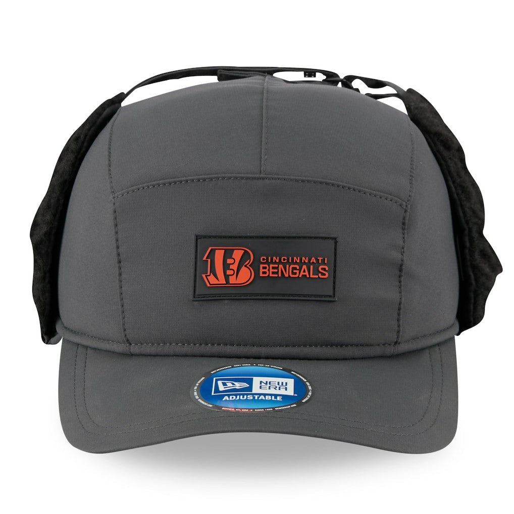 Cincinnati Bengals New Era 2025 Sideline Cold Weather Runner Dog Ear Adjustable Hat