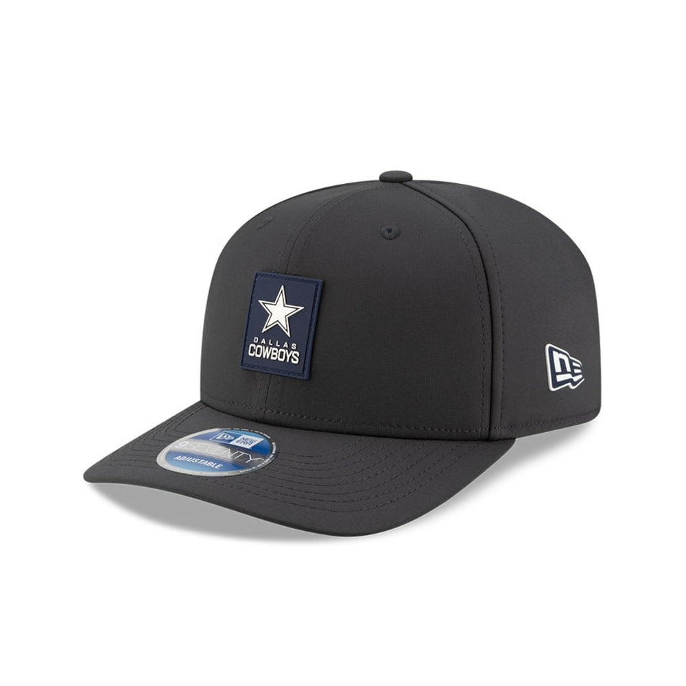 Dallas Cowboys New Era 2025 Sideline Cold Weather 9SEVENTY Adjustable Hat