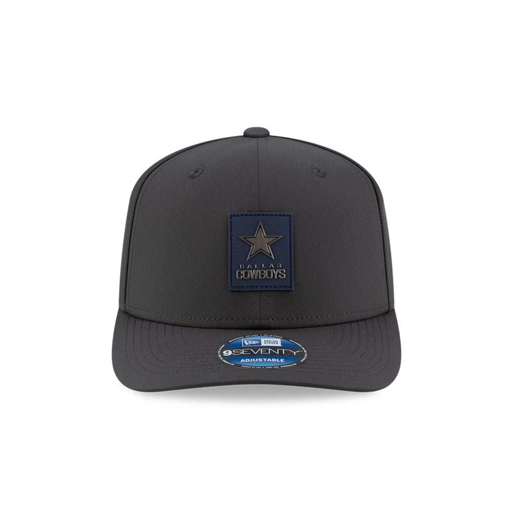 Dallas Cowboys New Era 2025 Sideline Cold Weather 9SEVENTY Adjustable Hat