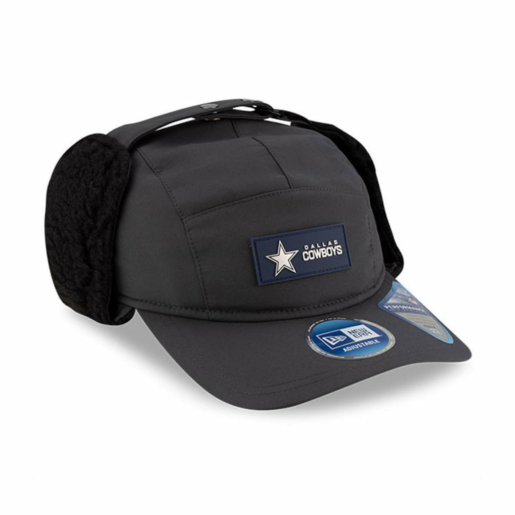 Dallas Cowboys New Era 2025 Sideline Cold Weather Runner Dog Ear Adjustable Hat