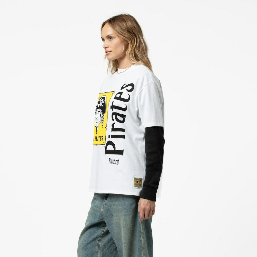 Pittsburgh Pirates Mitchell & Ness Women's Cooperstown Collection Boyfriend T-Shirt | MLB On Sale