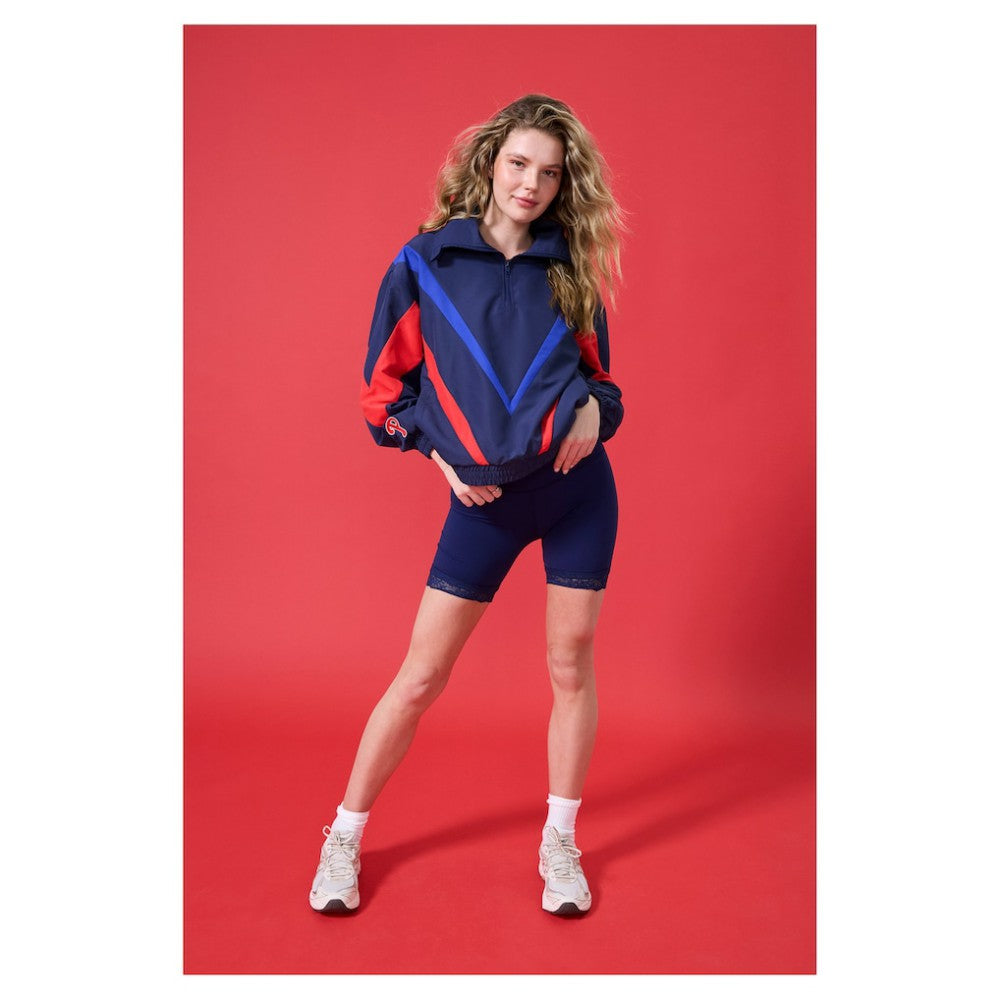 Philadelphia Phillies Terez Women's Ripstop Chevron Quarter-Zip Pullover | MLB Shop
