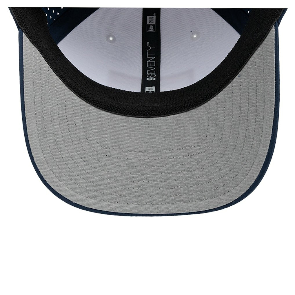 Dallas Cowboys New Era Established Patch 9SEVENTY Adjustable Hat