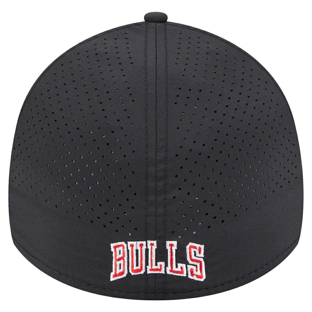 Chicago Bulls Featherweight Poly Rope Flex 39Thirty Hat For Sale