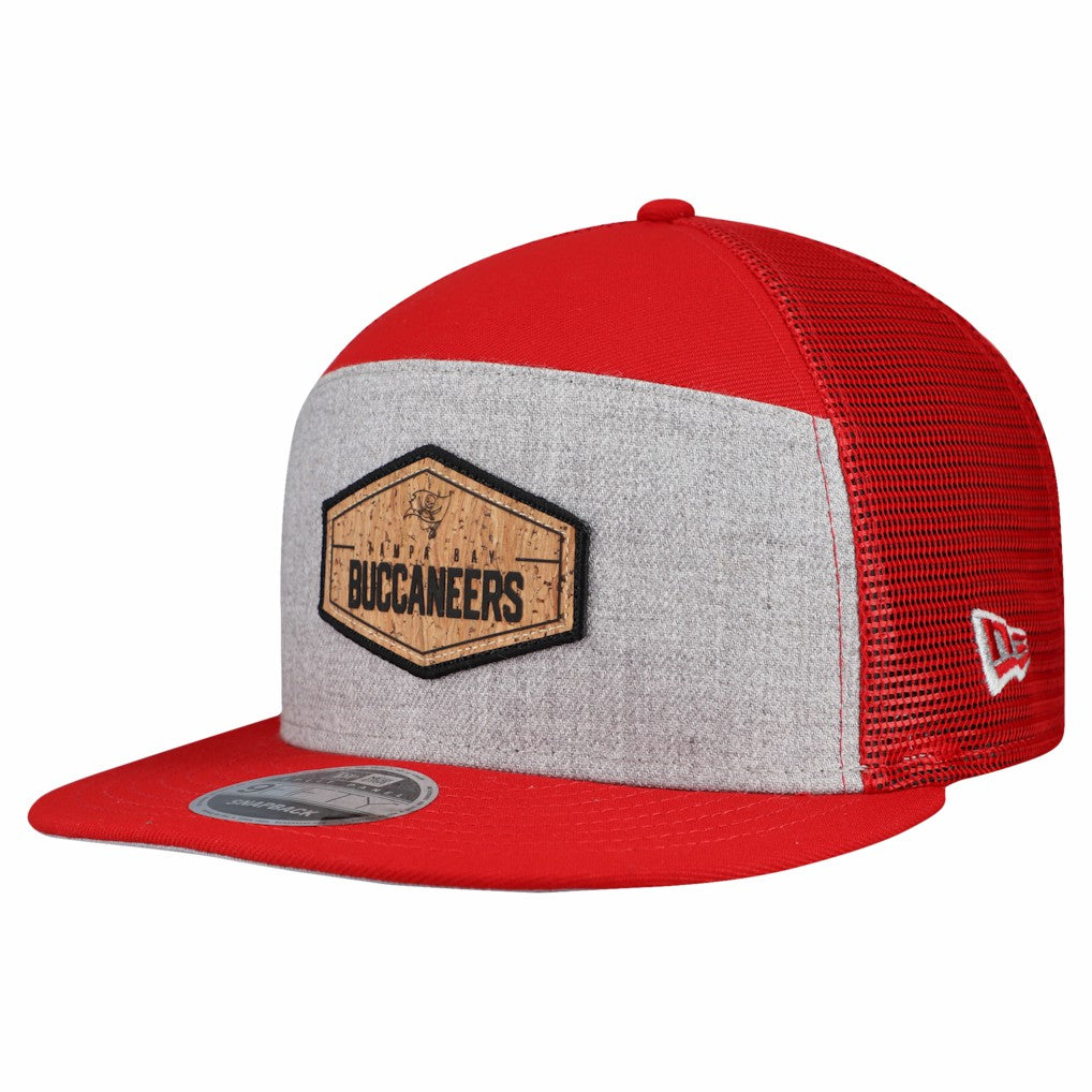 Tampa Bay Buccaneers New Era Cork Split Panel 9FIFTY Trucker Snapback Hat