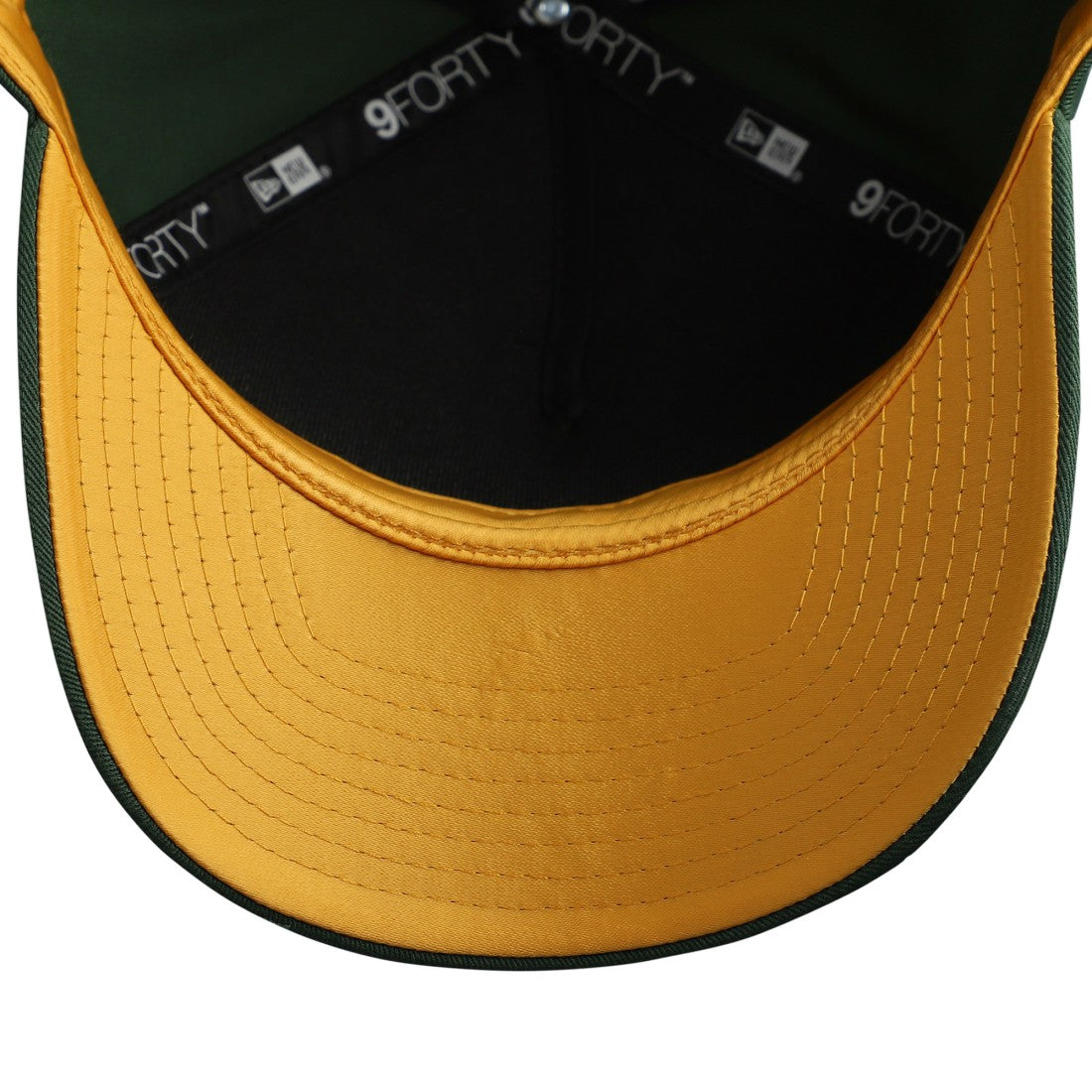 Green Bay Packers New Era Women's Metallic 9FORTY M-Crown A-Frame Adjustable Hat