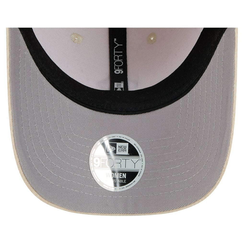 Kansas City Chiefs New Era Women's Comfy 9FORTY Adjustable Hat