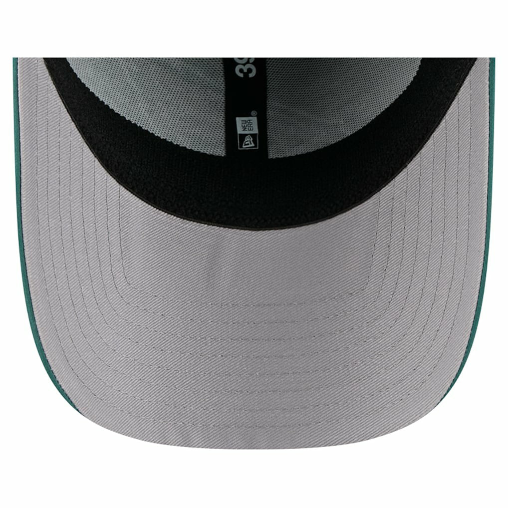 Philadelphia Eagles New Era Outline 39THIRTY Flex Hat
