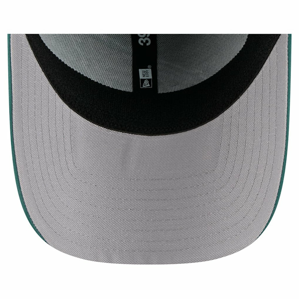 Philadelphia Eagles New Era Outline 39THIRTY Flex Hat
