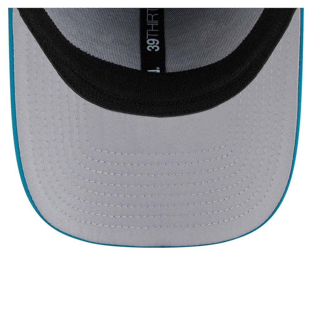 Jacksonville Jaguars New Era Perforated 39THIRTY Flex Hat