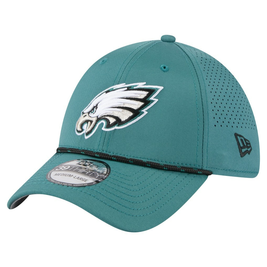 Philadelphia Eagles New Era Perforated 39THIRTY Flex Hat