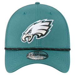 Philadelphia Eagles New Era Perforated 39THIRTY Flex Hat