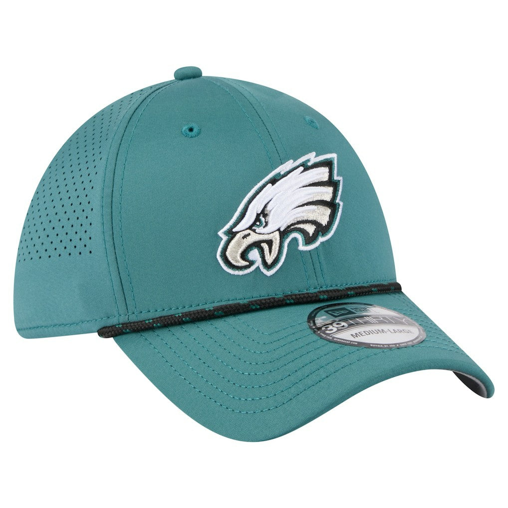 Philadelphia Eagles New Era Perforated 39THIRTY Flex Hat