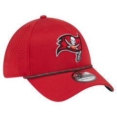 Tampa Bay Buccaneers New Era Perforated 39THIRTY Flex Hat