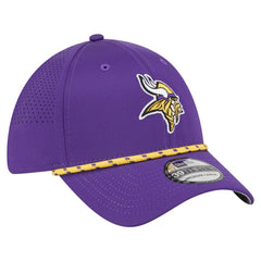 Minnesota Vikings New Era Perforated 39THIRTY Flex Hat