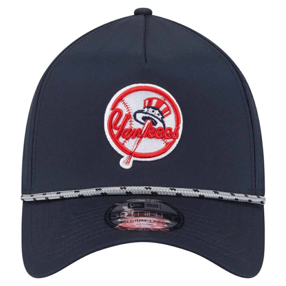 New York Yankees New Era 39THIRTY A-Frame Perforated Flex Hat | MLB US