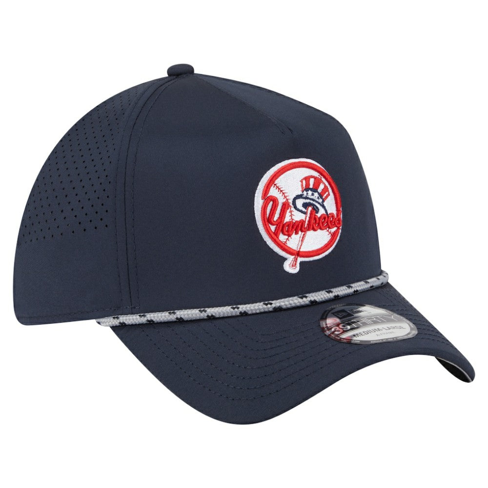 New York Yankees New Era 39THIRTY A-Frame Perforated Flex Hat | MLB US