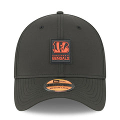 Cincinnati Bengals New Era 2025 Sideline 39THIRTY Flex Hat