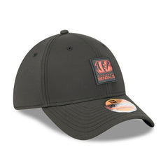 Cincinnati Bengals New Era 2025 Sideline 39THIRTY Flex Hat