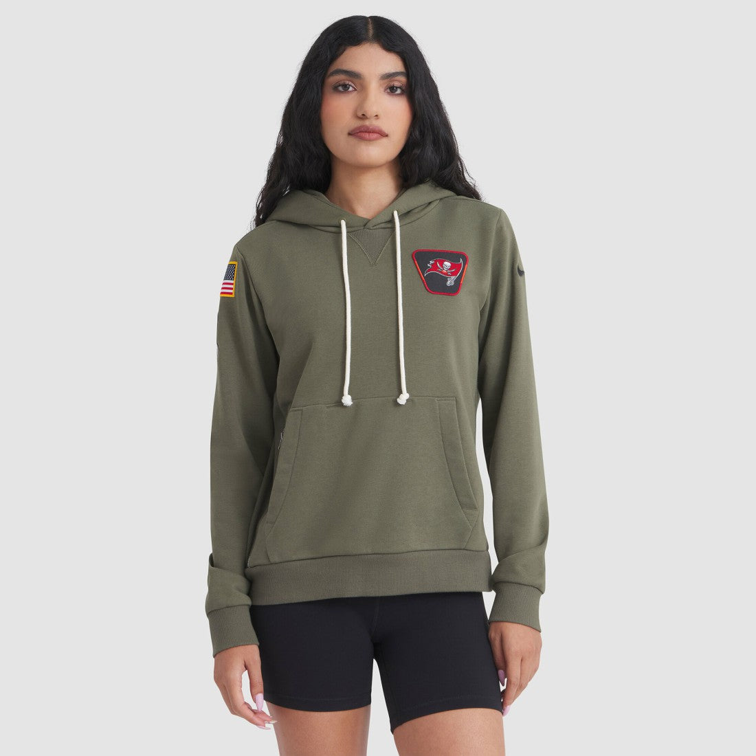 Tampa Bay Buccaneers Nike Women's 2025 Salute to Service Sideline Standard Issue Dri-FIT Hoodie