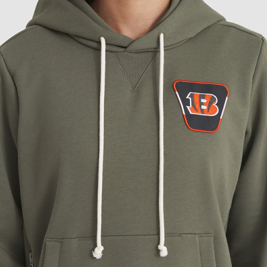 Cincinnati Bengals Nike Women's 2025 Salute to Service Sideline Standard Issue Dri-FIT Hoodie