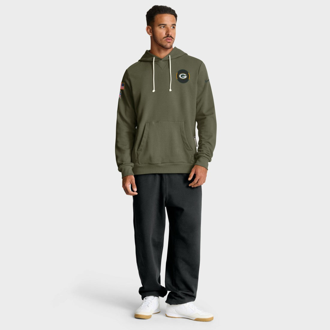 Green Bay Packers Nike 2025 Salute to Service Sideline Standard Issue Dri-FIT Hoodie
