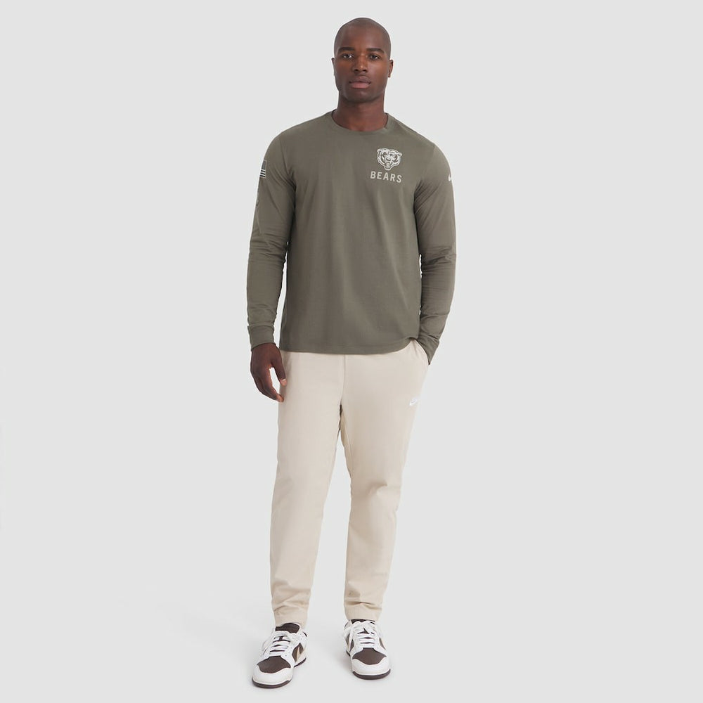 Chicago Bears Nike 2025 Salute to Service Sideline Long Sleeve T-Shirt