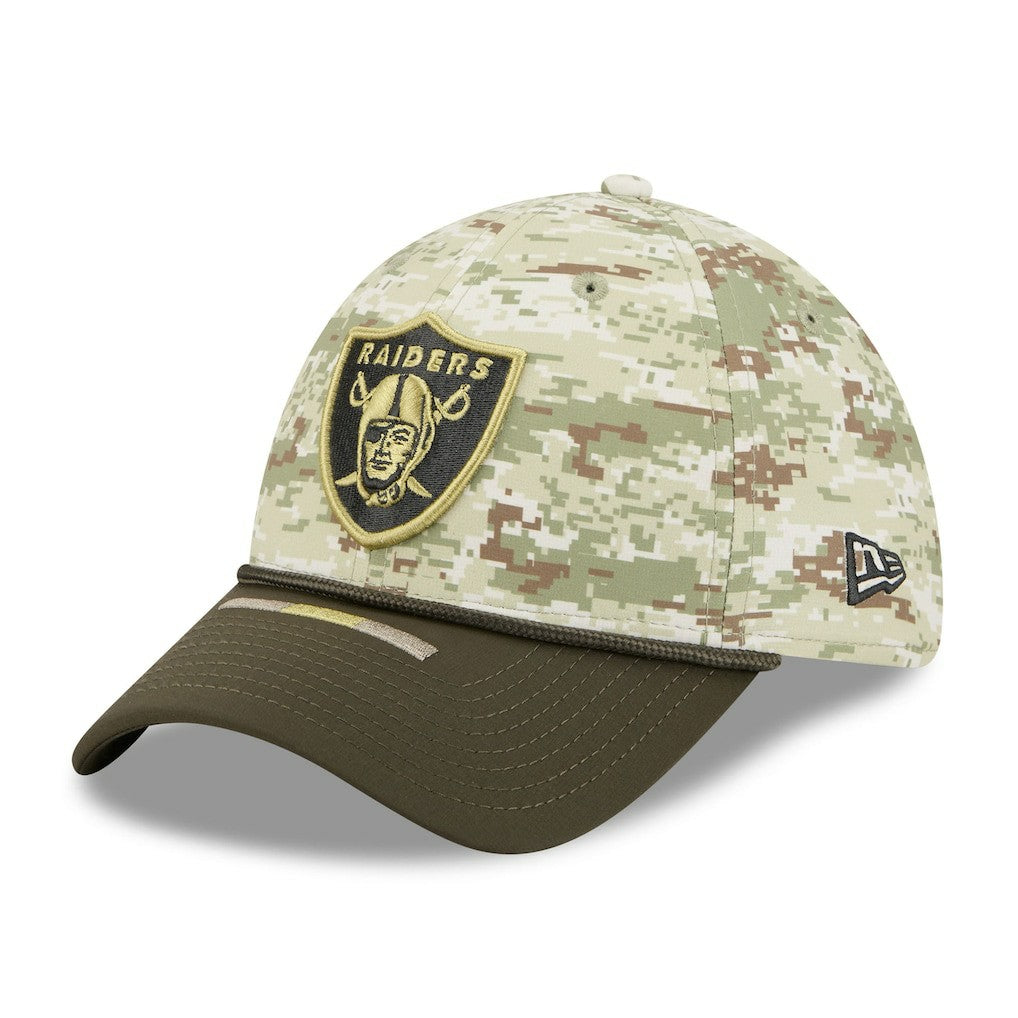 Las Vegas Raiders New Era 2025 Salute to Service 39THIRTY Flex Hat