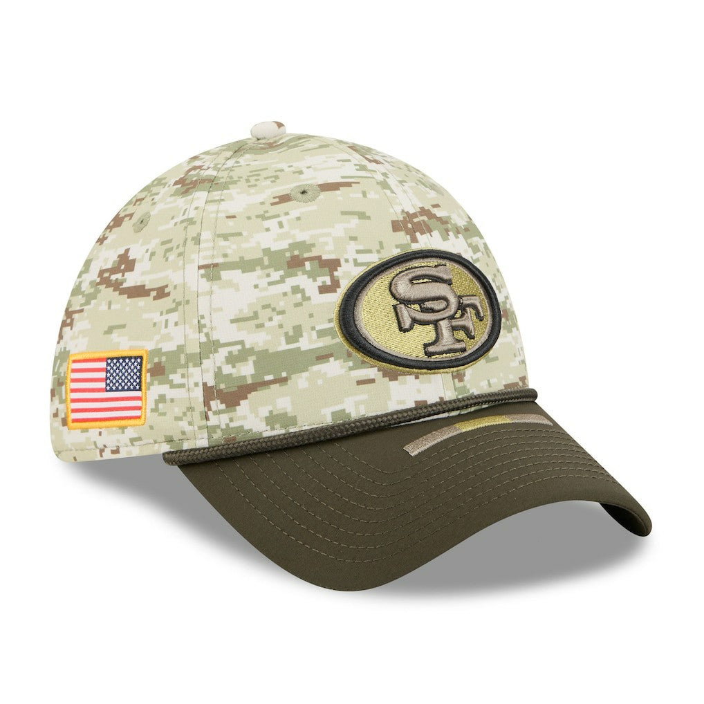 San Francisco 49ers New Era 2025 Salute to Service 39THIRTY Flex Hat