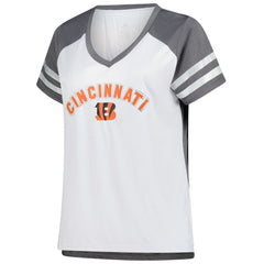 Cincinnati Bengals Fanatics Joe Burrow  Women's Plus Size Bling V-Neck T-Shirt