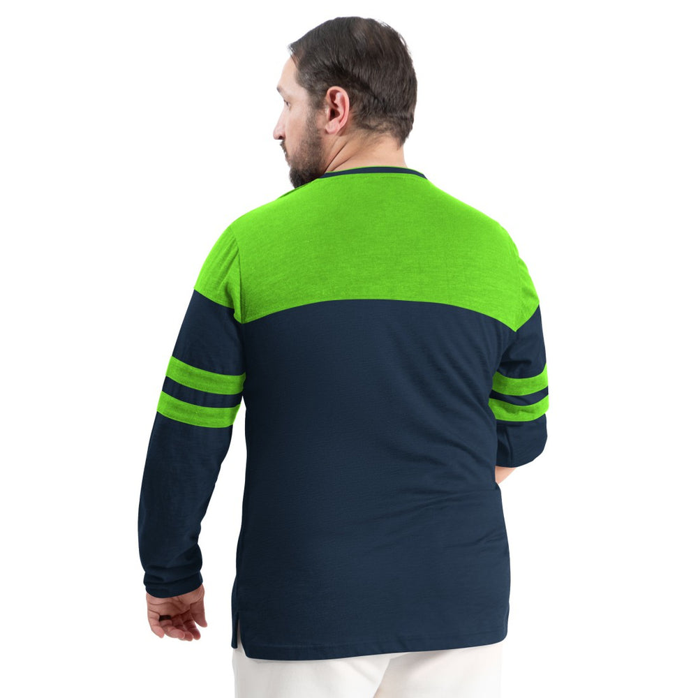 Seattle Seahawks  G-III Sports by Carl Banks Adaptive Outlast Long Sleeve T-Shirt