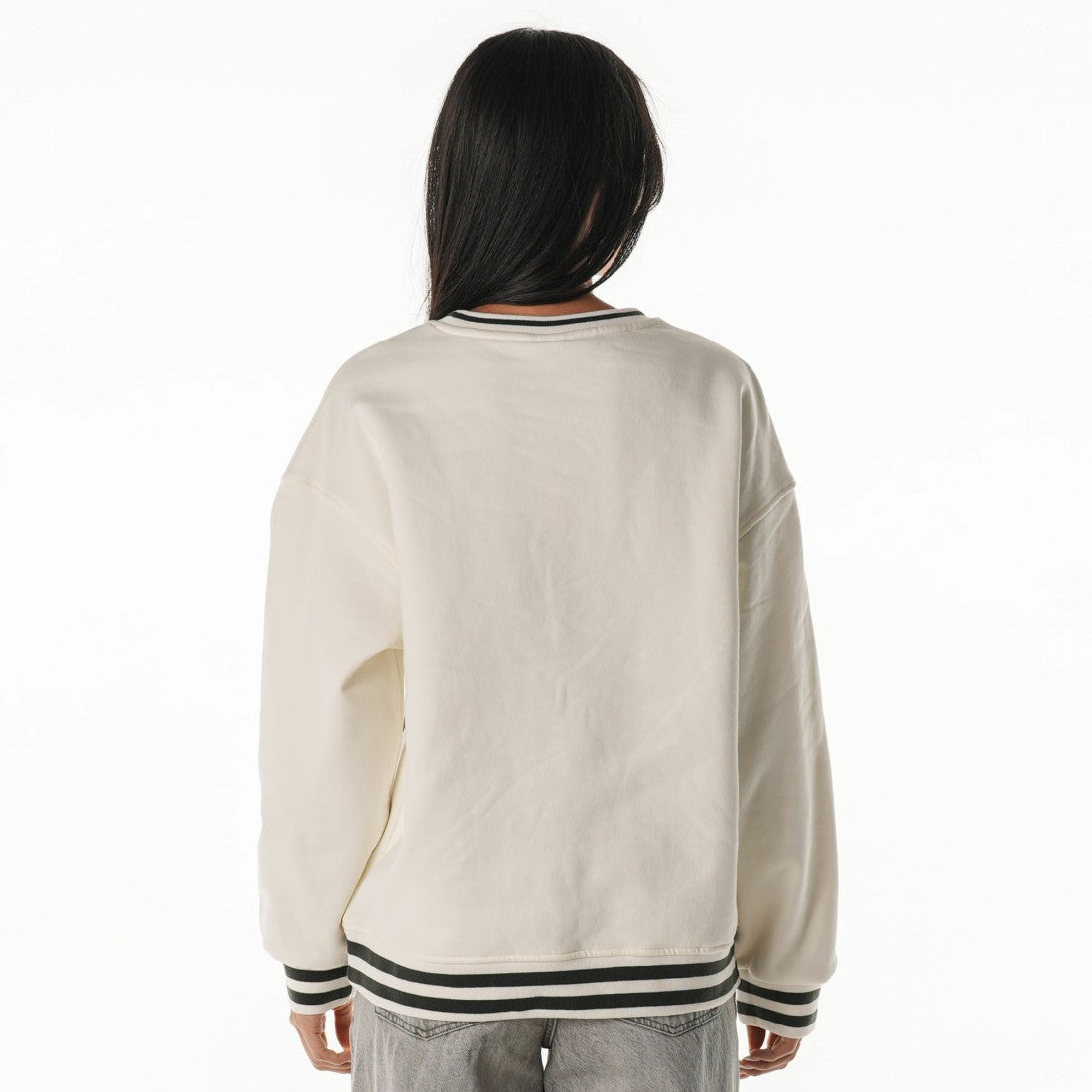 Green Bay Packers  The Wild Collective Women's Oversized Vintage French Terry Sweatshirt