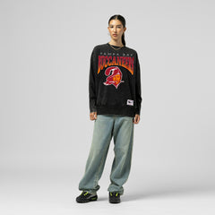 Tampa Bay Buccaneers Mitchell & Ness Women's Delineate Mineral Wash Crewneck Sweatshirt