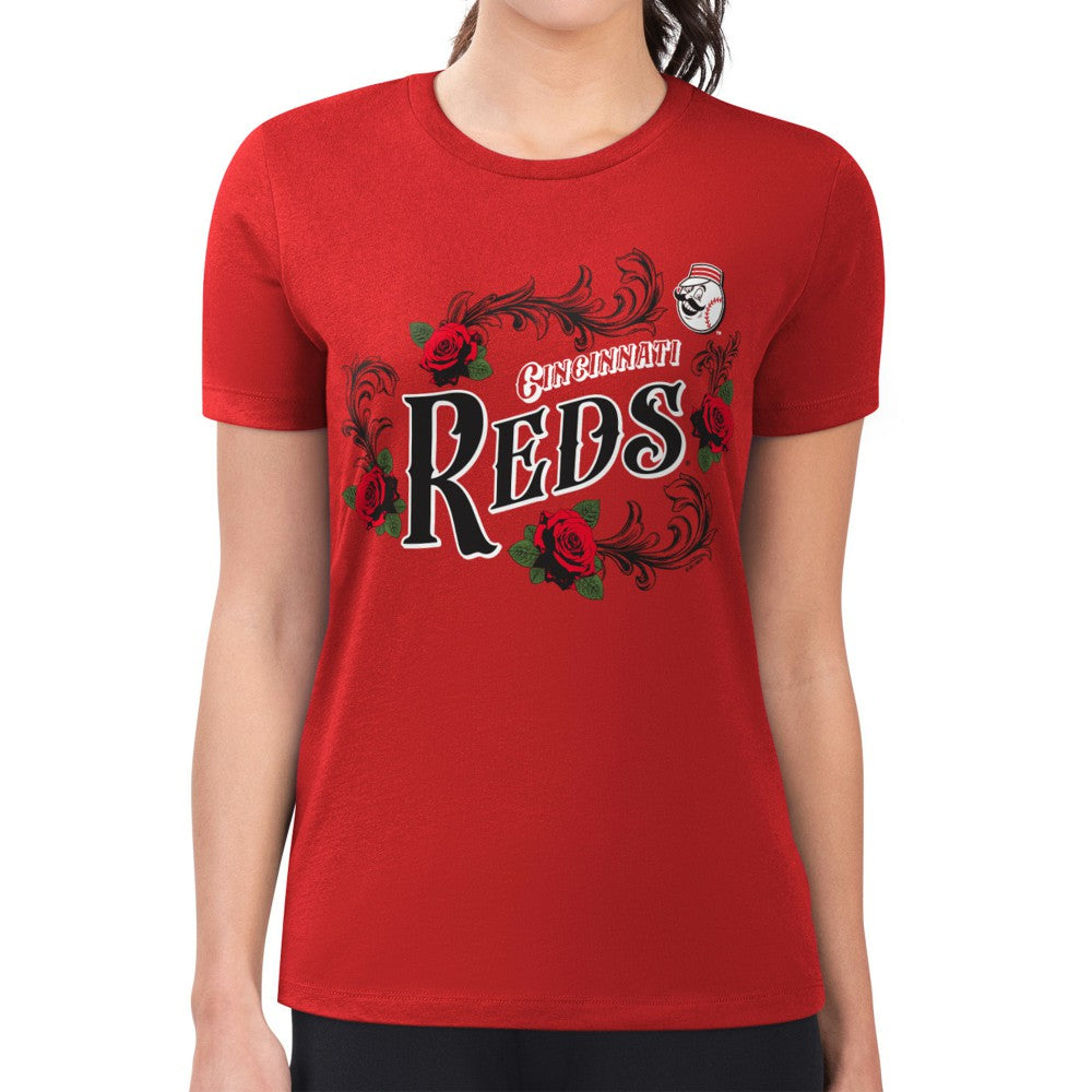 Cincinnati Reds G-III 4Her by Carl Banks Women's Super-Slim Fit Lightweight Retro Roses T-Shirt | MLB New