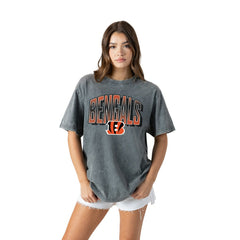Cincinnati Bengals  Gameday Couture Women's Peak Performance Oversized Snow Wash T-Shirt