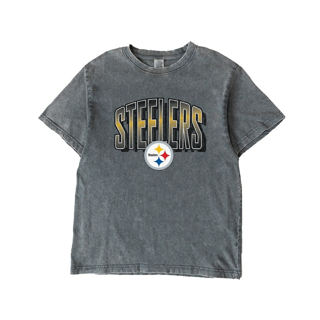 Pittsburgh Steelers  Gameday Couture Women's Peak Performance Oversized Snow Wash T-Shirt