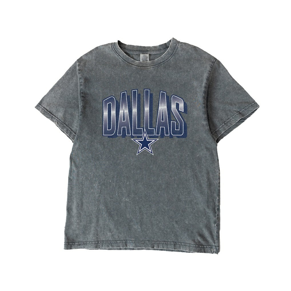 Dallas Cowboys  Gameday Couture Women's Peak Performance Oversized Snow Wash T-Shirt
