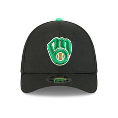 Milwaukee Brewers New Era 2026 St. Patrick's Day 39THIRTY Flex Hat | MLB US