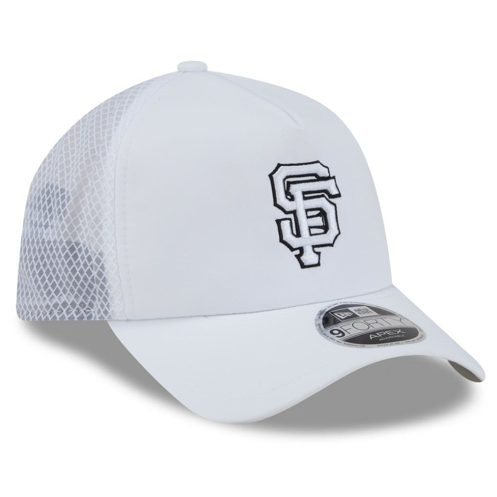 San Francisco Giants New Era 2026 Batting Practice Apex 9FORTY Adjustable Trucker Hat | MLB On Sale