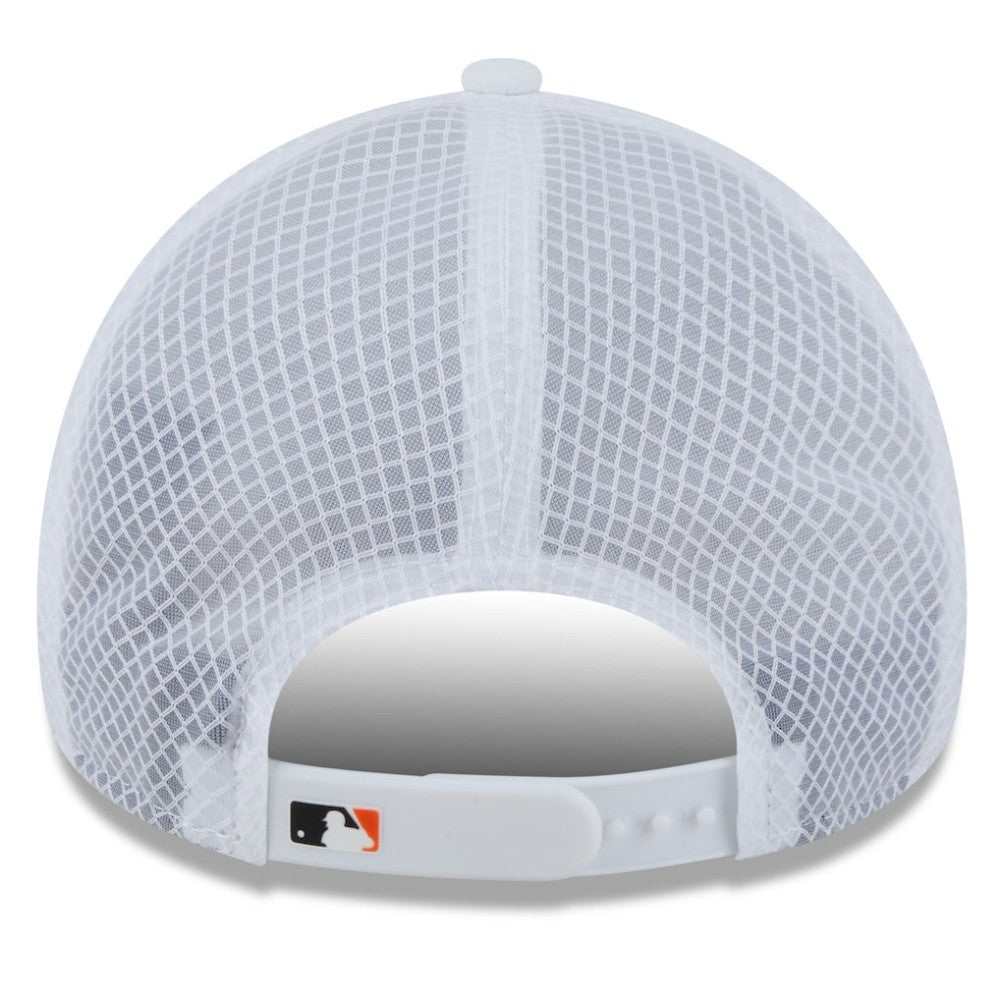 San Francisco Giants New Era 2026 Batting Practice Apex 9FORTY Adjustable Trucker Hat | MLB On Sale