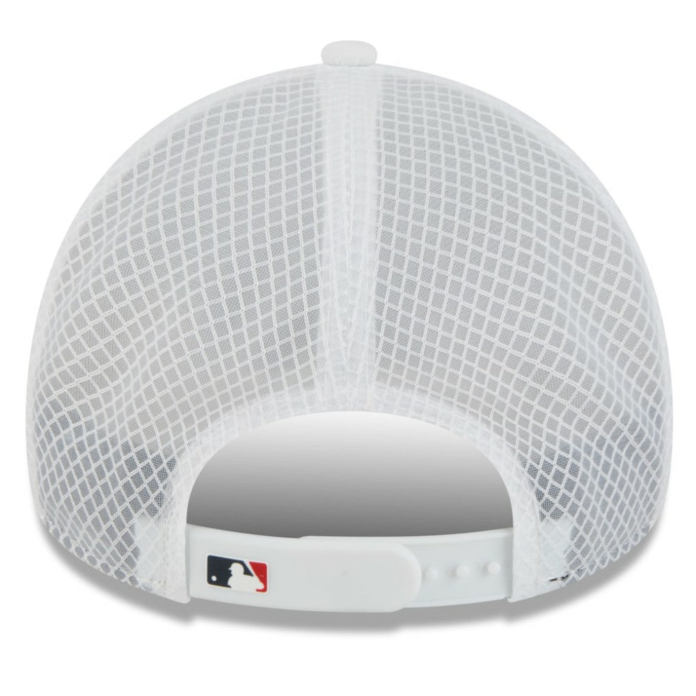 Boston Red Sox New Era 2026 Batting Practice Apex 9FORTY Adjustable Trucker Hat | MLB Outlet