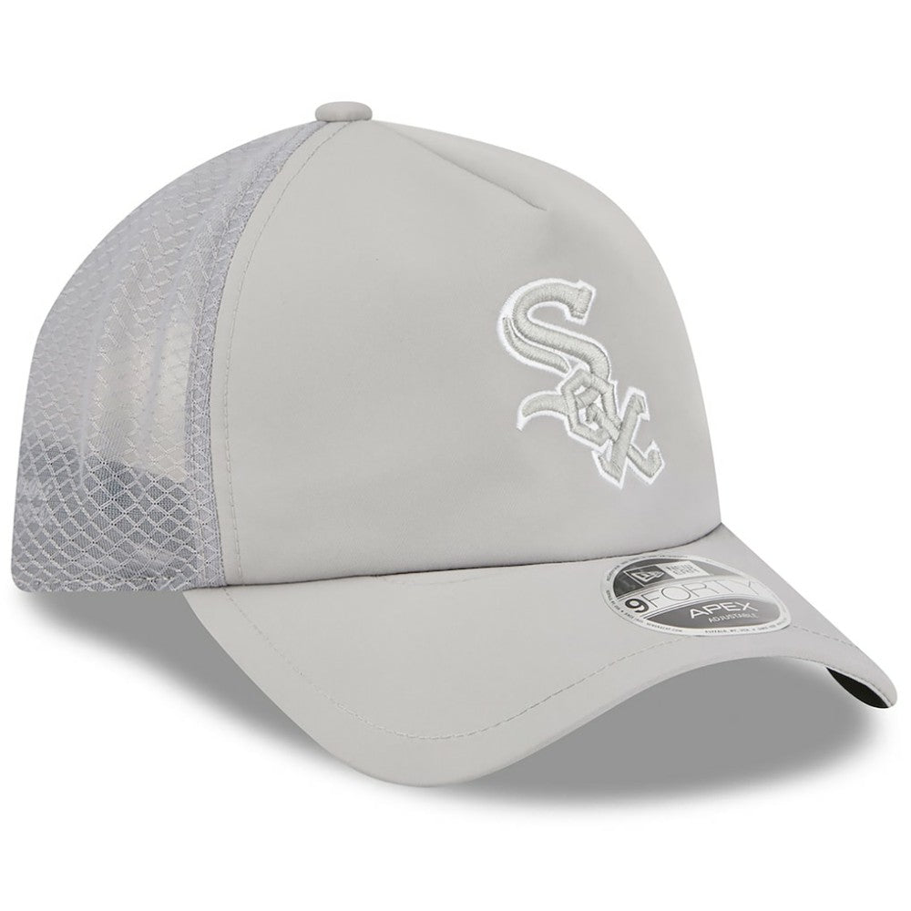 Chicago White Sox New Era 2026 Batting Practice Apex 9FORTY Adjustable Trucker Hat | MLB On Sale